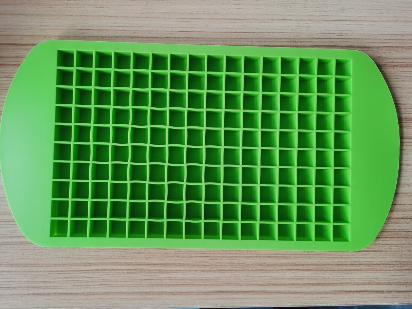 Eco-Friendly Silicone Ice Cube Mold