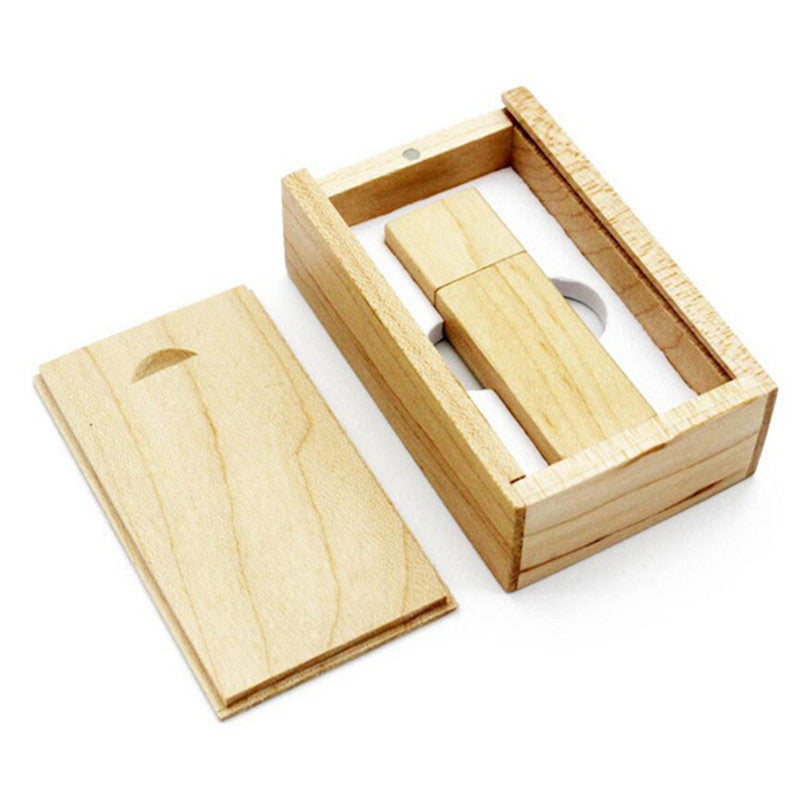 Eco-Friendly Bamboo USB Flash Drive - Sustainable Storage Solution