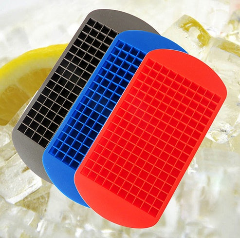 Eco-Friendly Silicone Soap Dish in Red, Blue, Black